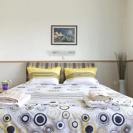 Vitoshka Vip Apartment Sofia